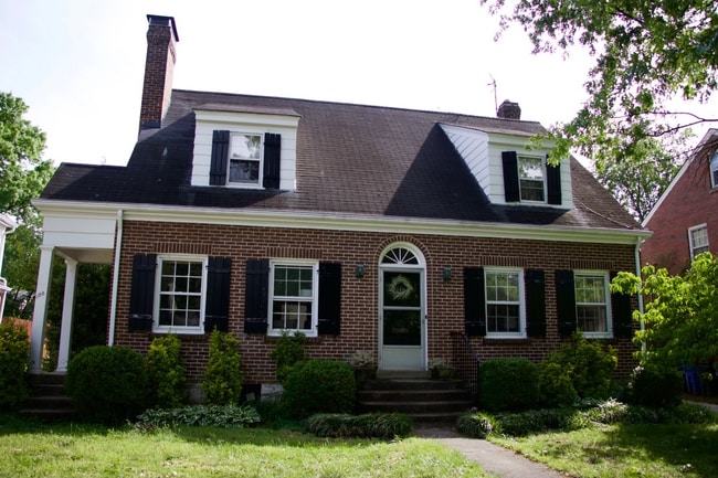 Foto del edificio - 128 Barberry Lane