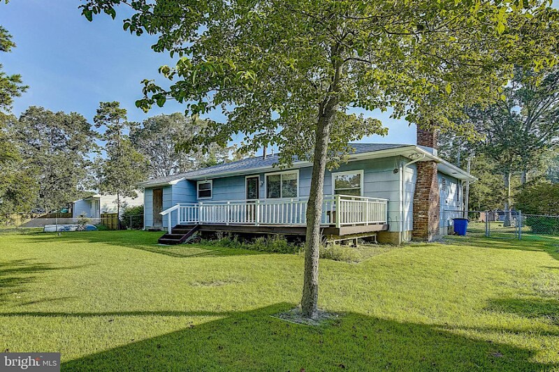 Foto principal - 319 E Collings Dr