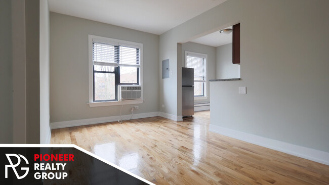 Building Photo - 2750 N Mildred Ave
