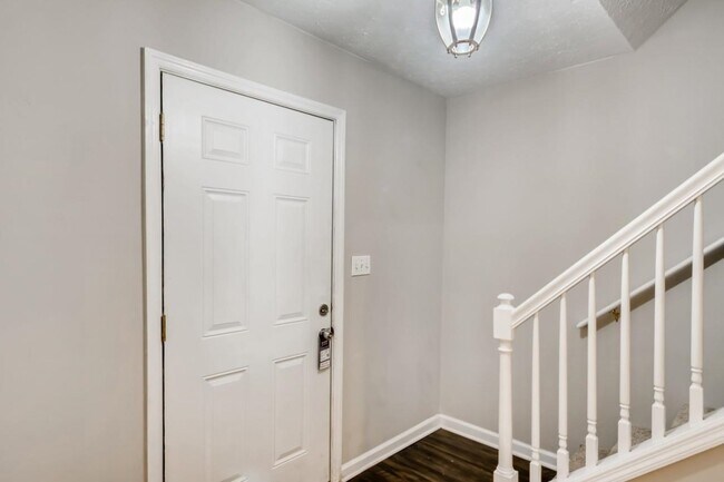 Building Photo - 1500 Shiloh Pl