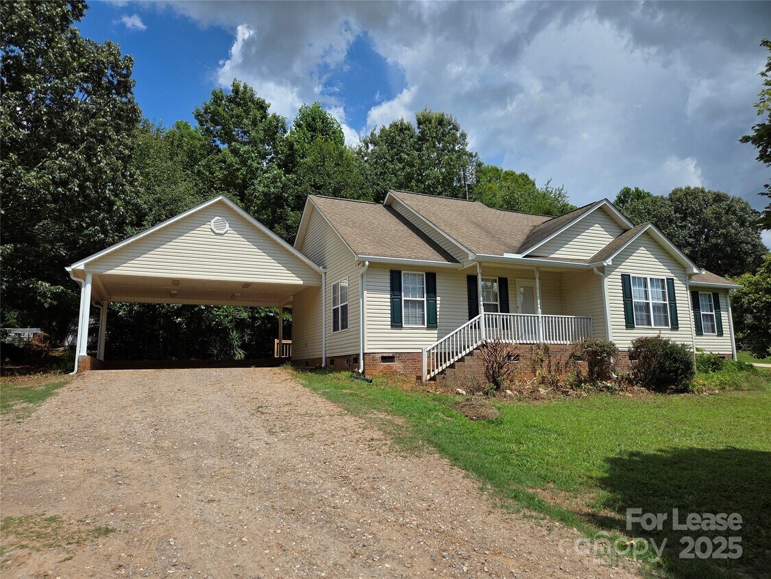 Foto principal - 4641 Hickory Grove Rd