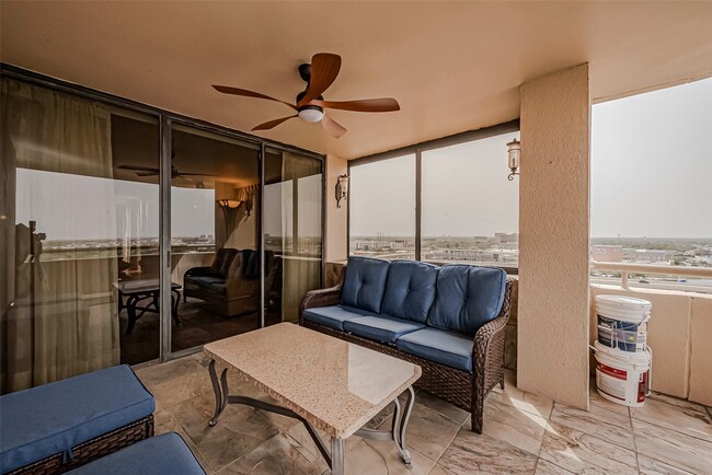 Building Photo - 3525 Sage Rd