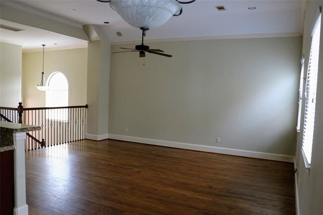 Foto del edificio - 6353 Richmond Ave