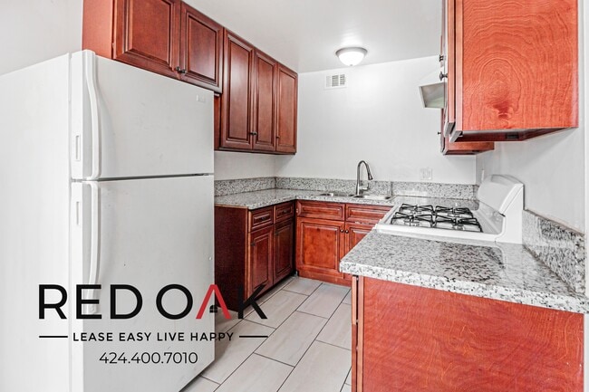 Foto del edificio - 8335 Washington Blvd