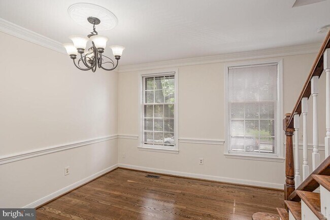 Building Photo - 1249 Portner Rd