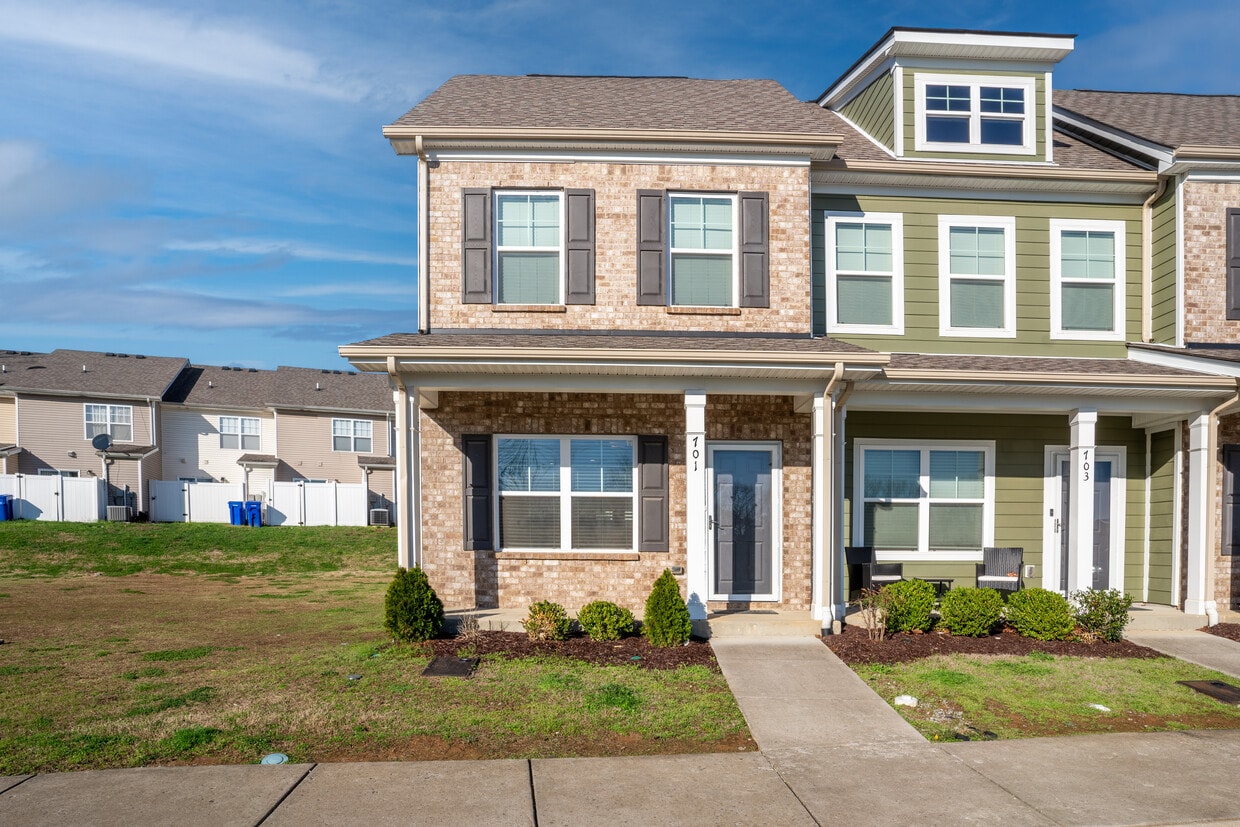 Photo - 701 Bradburn Village Way (Nashville, TN)