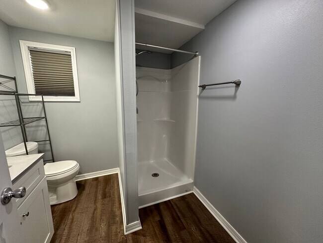 Foto del edificio - 709 E 6th St