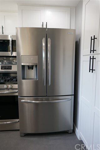 Foto del edificio - 4310 W 182nd St