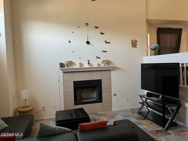 Building Photo - 12720 Tierra Mina Dr