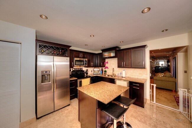 Foto del edificio - 390 Prestwick Cir