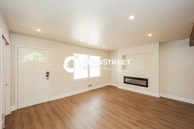 Photo - 4 Bedroom Pet-Friendly Home in ATLANTA, GA with Main Street Renewal