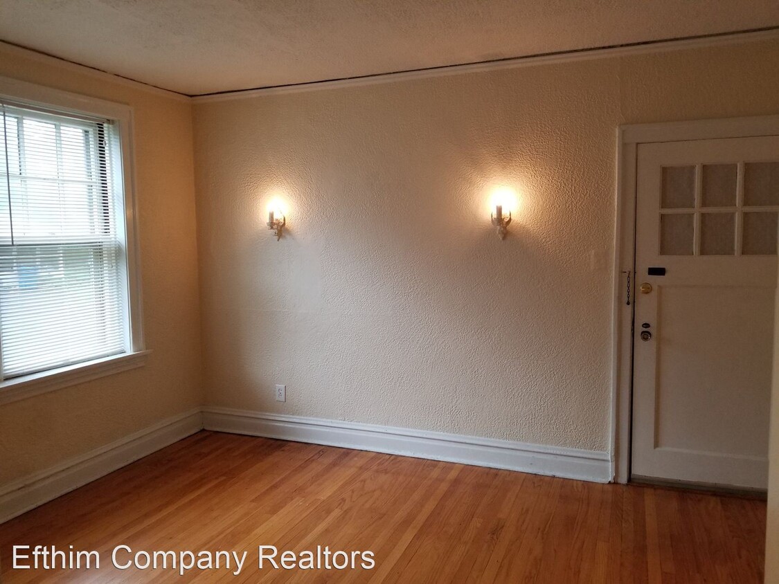 Building Photo - 1240-1272 Hawthorne Pl