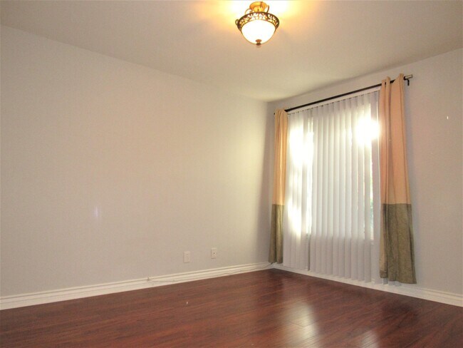 Foto del edificio - Gorgeous 1-Bedroom Apartment in Playa Del ...