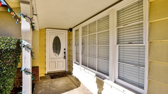 Building Photo - 185 W Longden Ave