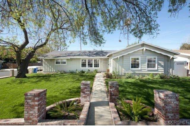 Foto principal - 9601 Comanche Ave