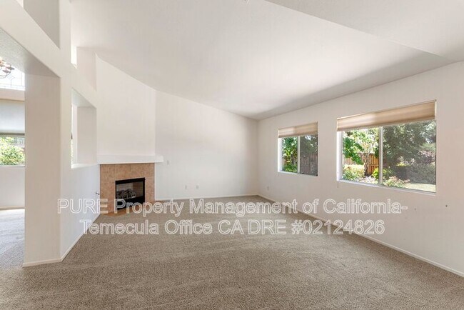 Foto del edificio - 44879 Fern Cir