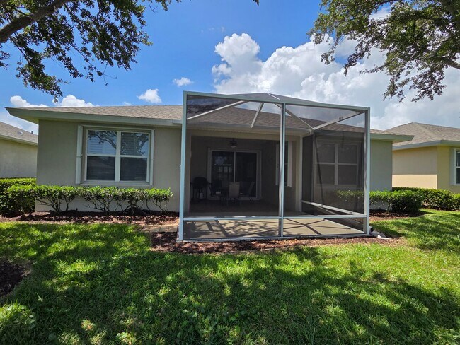 Foto del edificio - Beautifully Decorated Home~Turn Key~Commun...