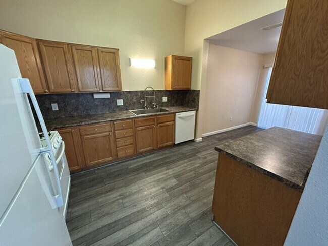 Foto del edificio - 2406 W Prospect Ave