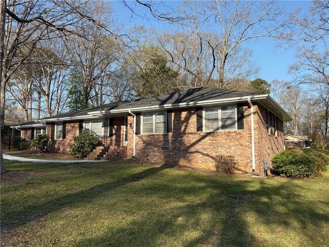 Foto del edificio - 619 Grove Pkwy SE