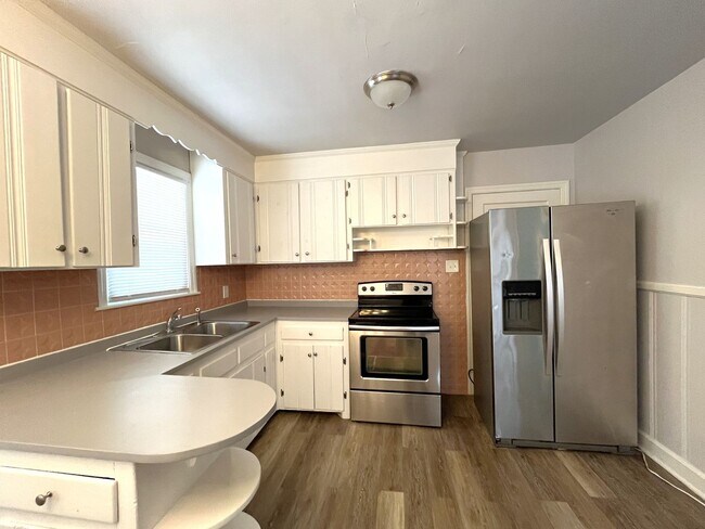 Foto del edificio - Immaculate 3 Bedroom Home in Donelson!