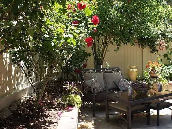 Foto del edificio - 409 Warner St