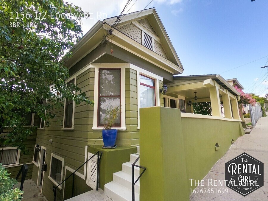 Primary Photo - Charming Victorian Lower Unit in Angelino ...