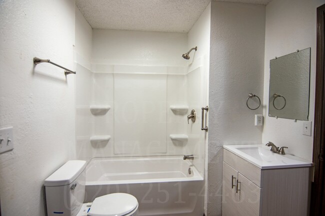 Foto del edificio - Coffeyville Charm: 2 Bedrooms, 1 Bathroom ...