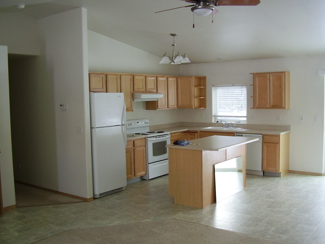 2408 Cowles St, Fairbanks, AK 99701 Apartments in Fairbanks, AK