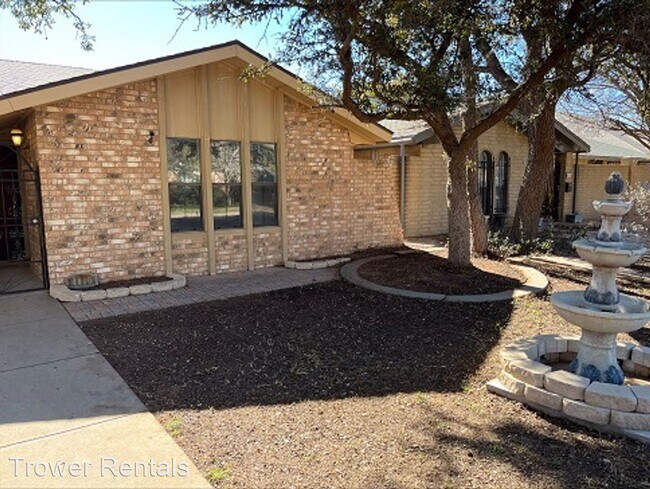 Foto del edificio - 3 br, 2 bath House - 4660 Lemonwood