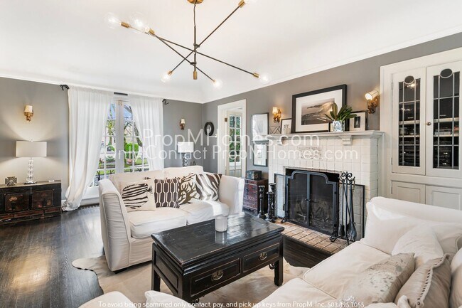 Building Photo - Live Your Best Life! Dream to Live on Davi...