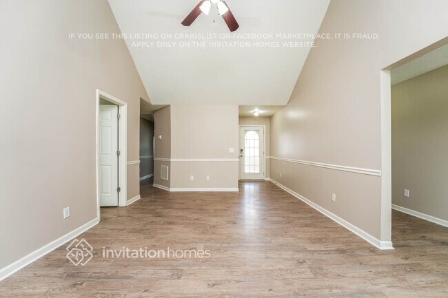 Foto del edificio - 4937 Bryant Dr