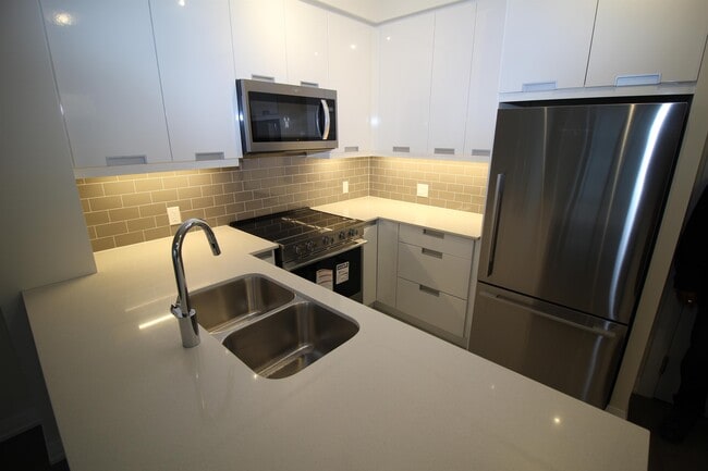 Building Photo - 65-1265 Watergarden Dr