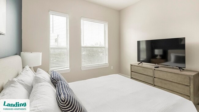 Building Photo - 3501 Ross Ave