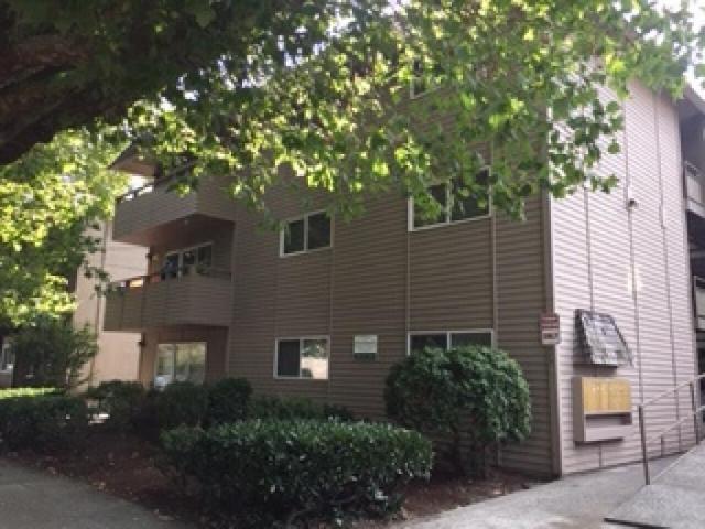 Building Photo - 1 bedroom in Seattle WA 98116