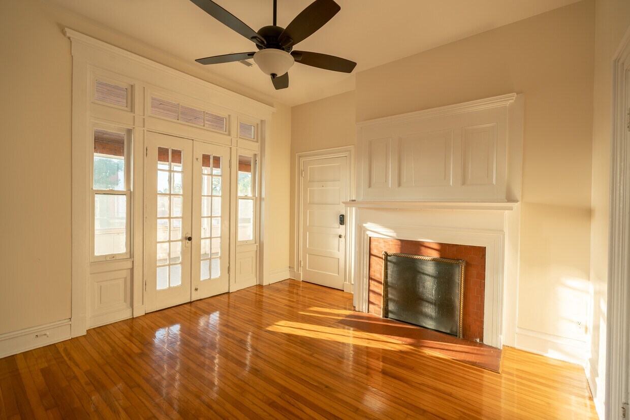 Sala de estar - 202 Lafayette St