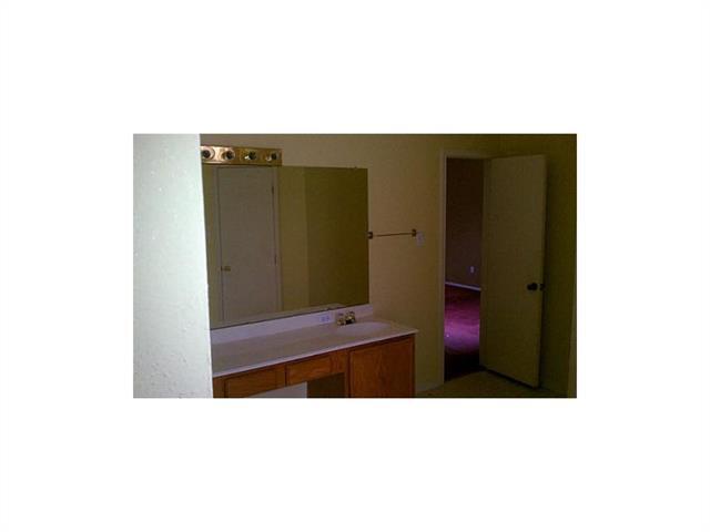 Foto del edificio - 1108 Irene Dr