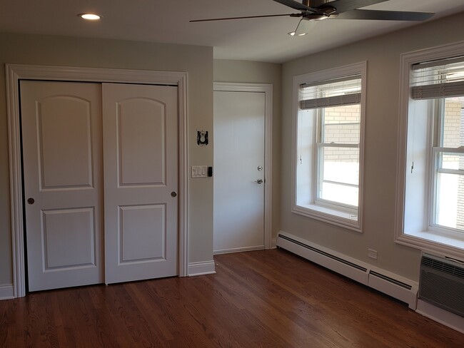 Building Photo - 5951 N Odell Ave