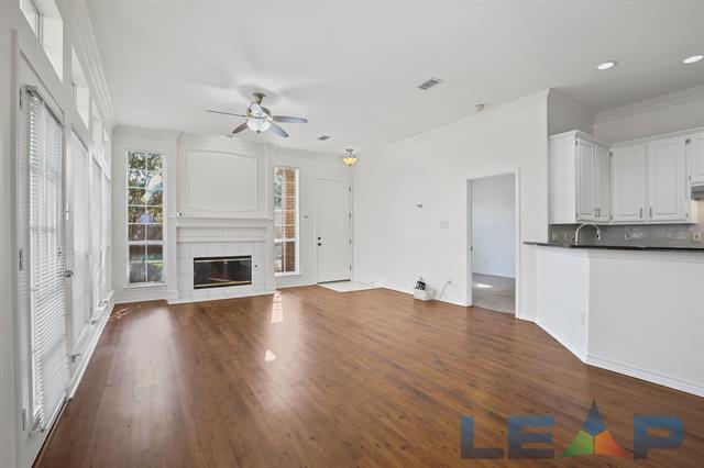 Foto del edificio - 8704 Moss Hill Rd