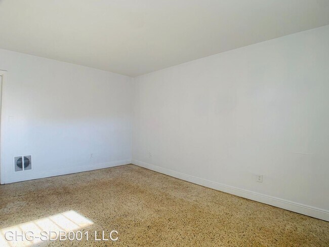 Foto del edificio - 3110 NW 135th St