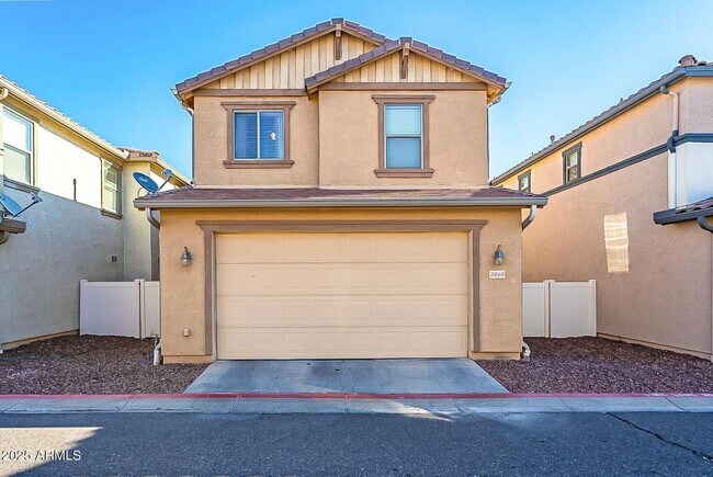 Building Photo - 3840 E Jasper Dr