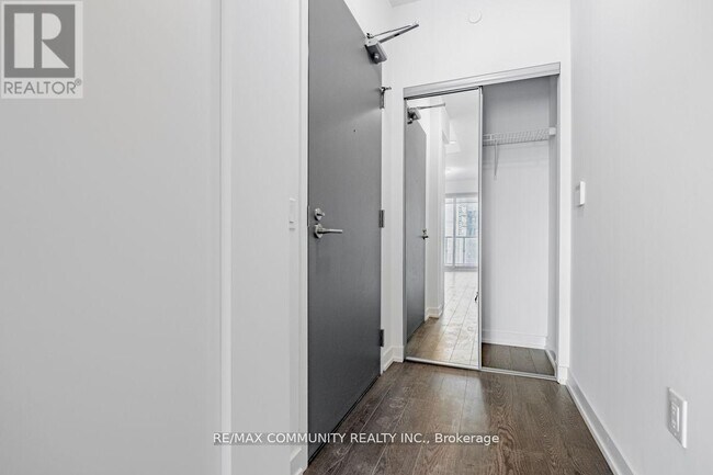 Photo du bâtiment - 20 O'Neill Rd