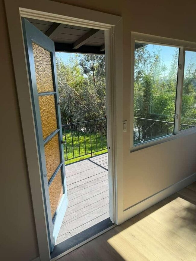 Foto del edificio - 3143 F Ave.