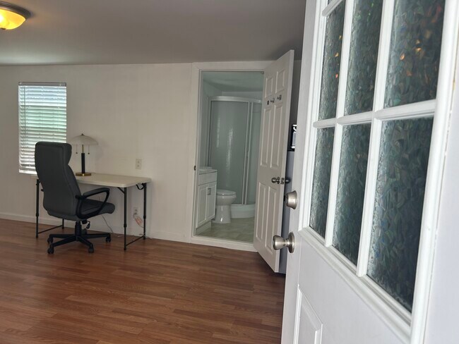 Foto del edificio - 2353 S Westgate Ave