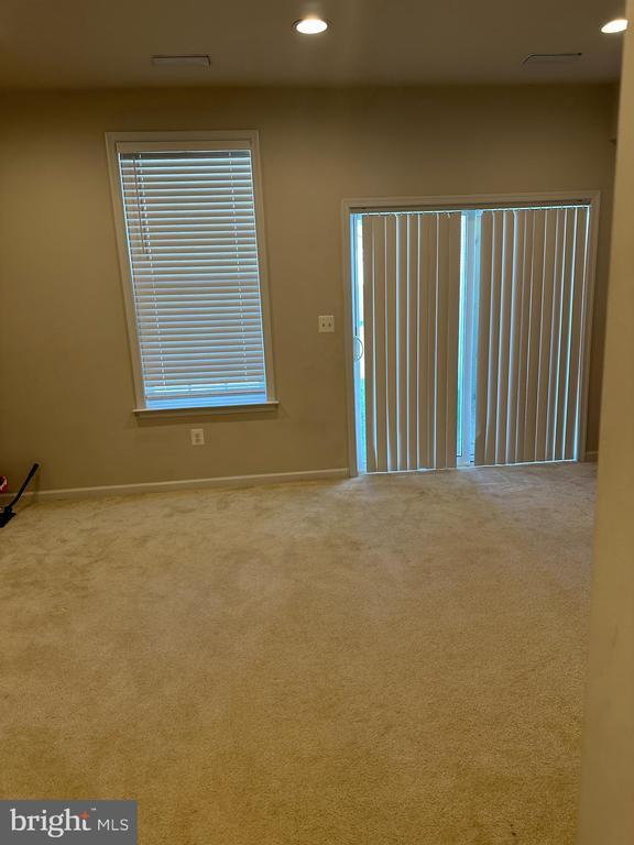 Foto del edificio - 4703 Six Forks Dr