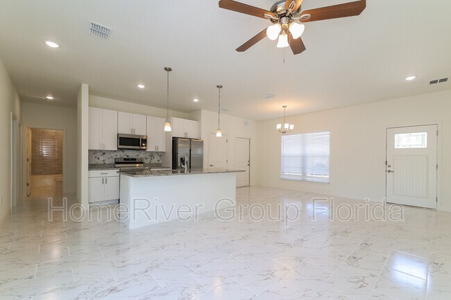 Building Photo - 123 Conch Dr