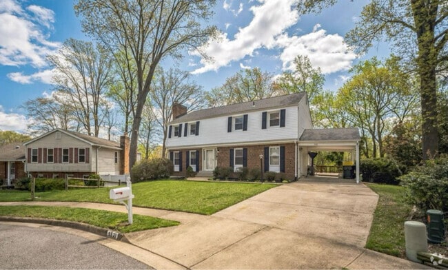 Building Photo - 9521 Vandola Ct