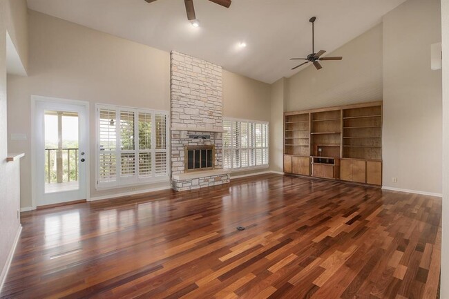 Building Photo - 6200 Rain Creek Pkwy