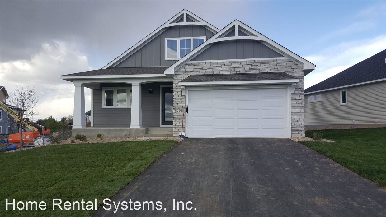 Foto principal - 3 br, 3 bath House - 226 Jade Trail North