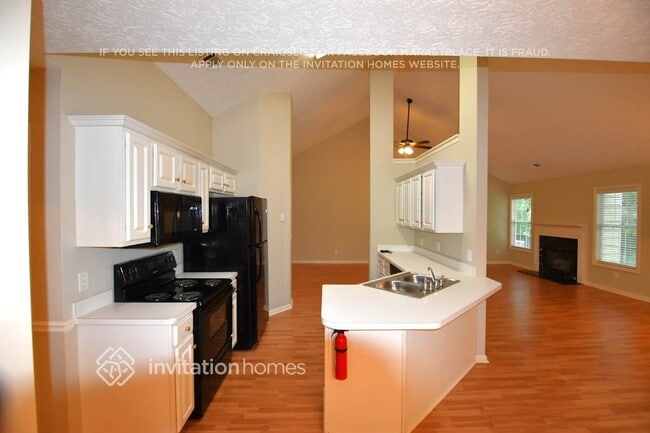 Building Photo - 2604 Carolina Ct