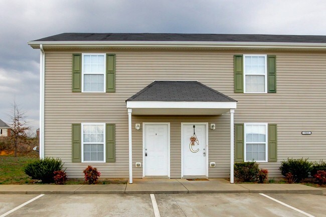 Foto del edificio - 513 Patriot Park Ct